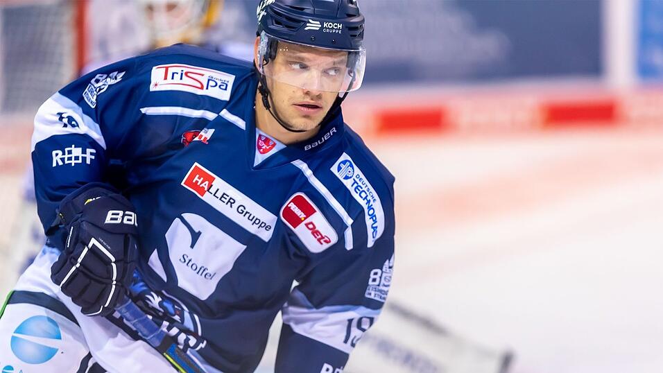 HAT NOCH VERTRAG: Tim Brunnhuber geht in seine vierte Saison mit den Tigers. F&auml;llt ab Herbst nicht mehr unter die U23-Regelung, zeigte aber in der letzten Spielzeit eine ordentliche Leistung und sollte auch in der Saison 2022/23 wieder auf seine Eins&auml;tze kommen.