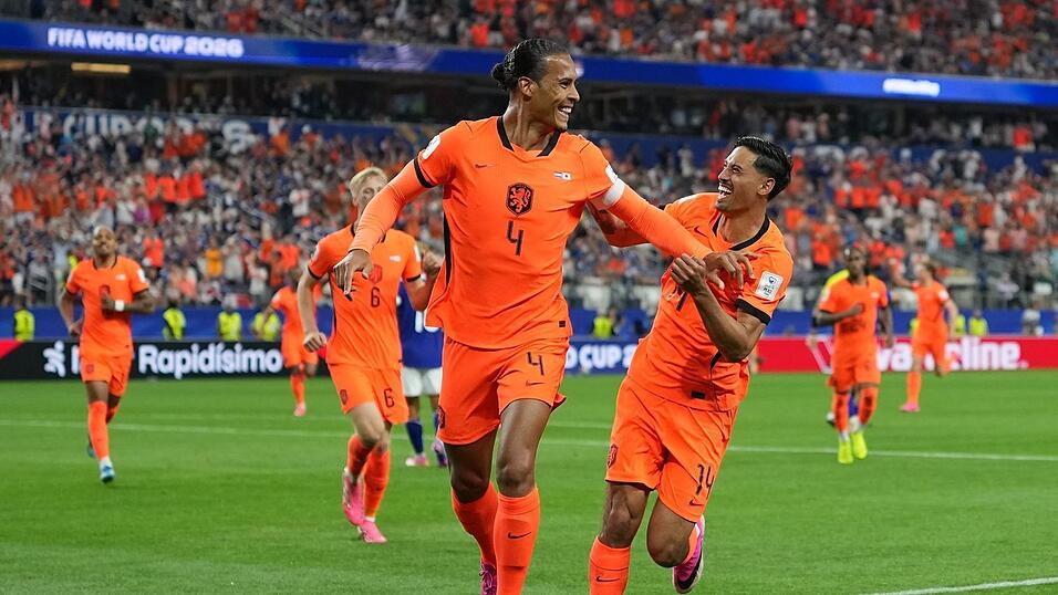 Virgil van Dijk glänzte auch als Torschütze. Virgil van Dijk glänzte auch als Torschütze.