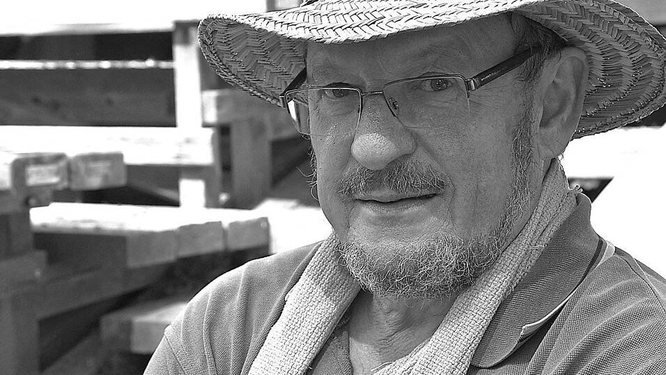Er war Naturwissenschafter durch und durch, aber auch Feingeist und gefragter Ratgaber: Dr. Wolfgang Schmidtler. Am Mittwoch ist er im Alter von 74 Jahren gestorben. Er war Naturwissenschafter durch und durch, aber auch Feingeist und gefragter Ratgaber: Dr. Wolfgang Schmidtler. Am Mittwoch ist er im Alter von 74 Jahren gestorben.