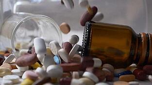 Verschiende Substanzen (hier Symbolbild) haben bei einem Further für massive Halluzinationen gesorgt. Verschiende Substanzen (hier Symbolbild) haben bei einem Further für massive Halluzinationen gesorgt.