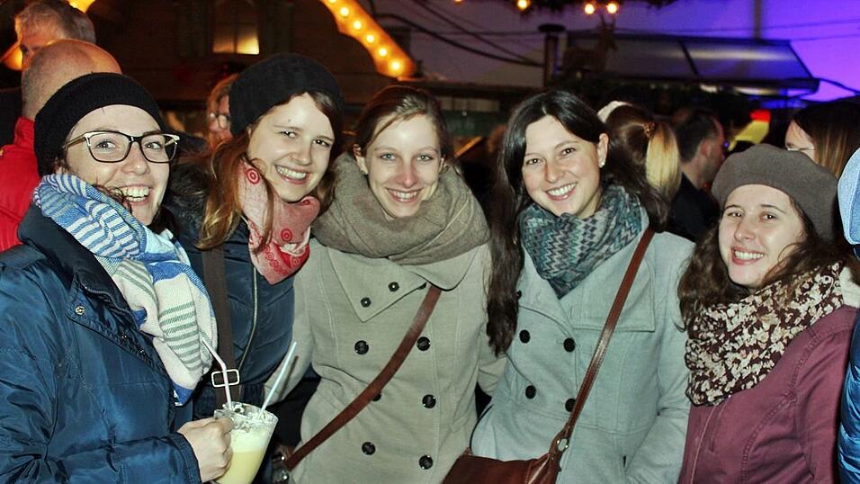 Bei einem schweren Unfall in der Gemeinde Frontenhausen sind zwei Menschen verletzt worden. Bei einem schweren Unfall in der Gemeinde Frontenhausen sind zwei Menschen verletzt worden.