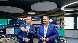 Unter anderem beim Bundesamt f&uuml;r Sicherheit in der Informationstechnik (BSI) fallen zus&auml;tzliche Personalkosten an. (Archivfoto)