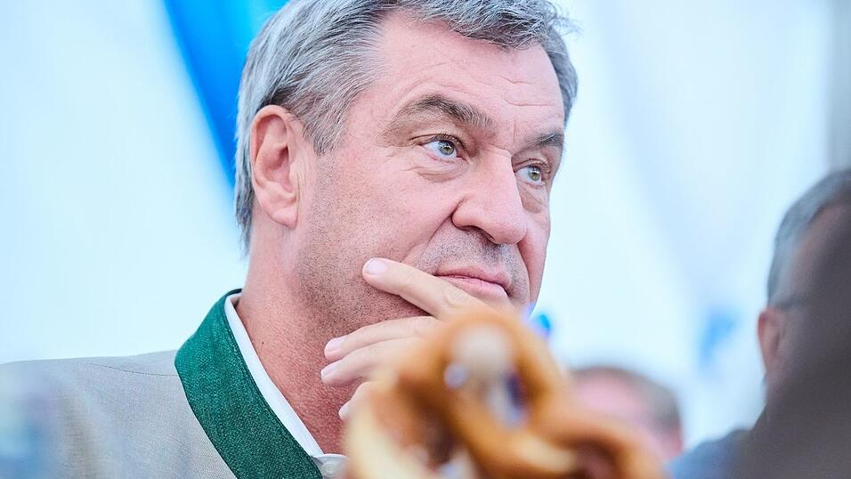 Merz' Dauerkonkurrent Markus Söder verteidigt den Kanzler nur halbherzig. (Archivbild) Merz' Dauerkonkurrent Markus Söder verteidigt den Kanzler nur halbherzig. (Archivbild)