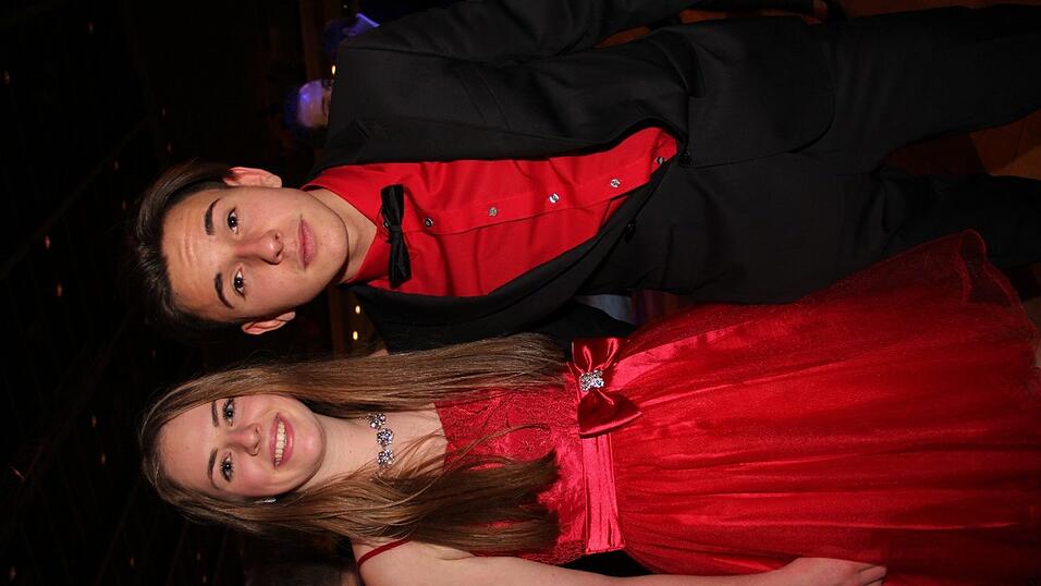 Die Bilder vom Abschlussball der Tanzschule Seidel in der Fraunhofer-Halle am 28. November. Die Bilder vom Abschlussball der Tanzschule Seidel in der Fraunhofer-Halle am 28. November.