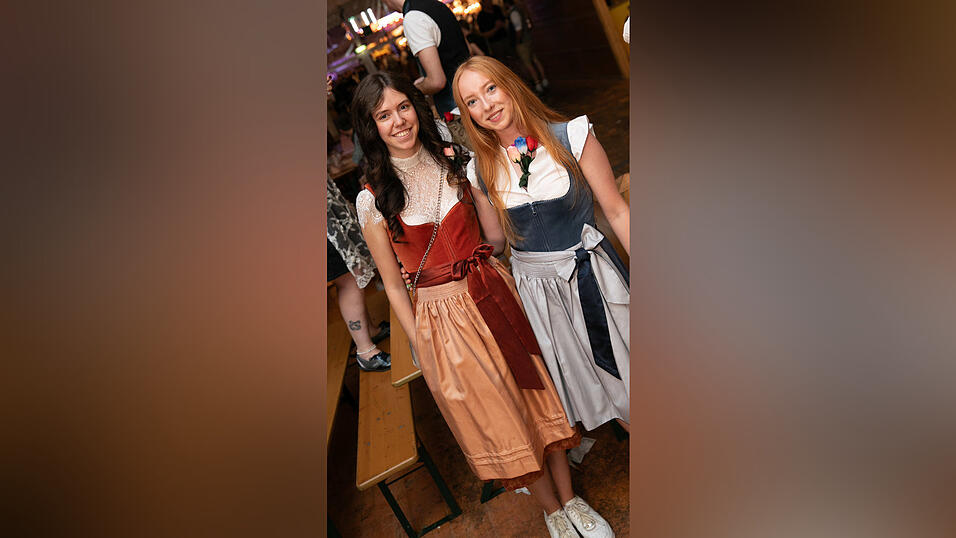 Die Partybilder vom Freitag, 15. August, aus dem Festzelt Reisinger. Die Partybilder vom Freitag, 15. August, aus dem Festzelt Reisinger.