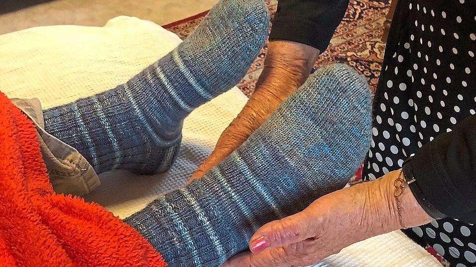 Ihre persönliche positive Erfahrung will die Gesundheitspädagogin weitergeben und therapeutische Behandlungen unterstützen. Ihre persönliche positive Erfahrung will die Gesundheitspädagogin weitergeben und therapeutische Behandlungen unterstützen.