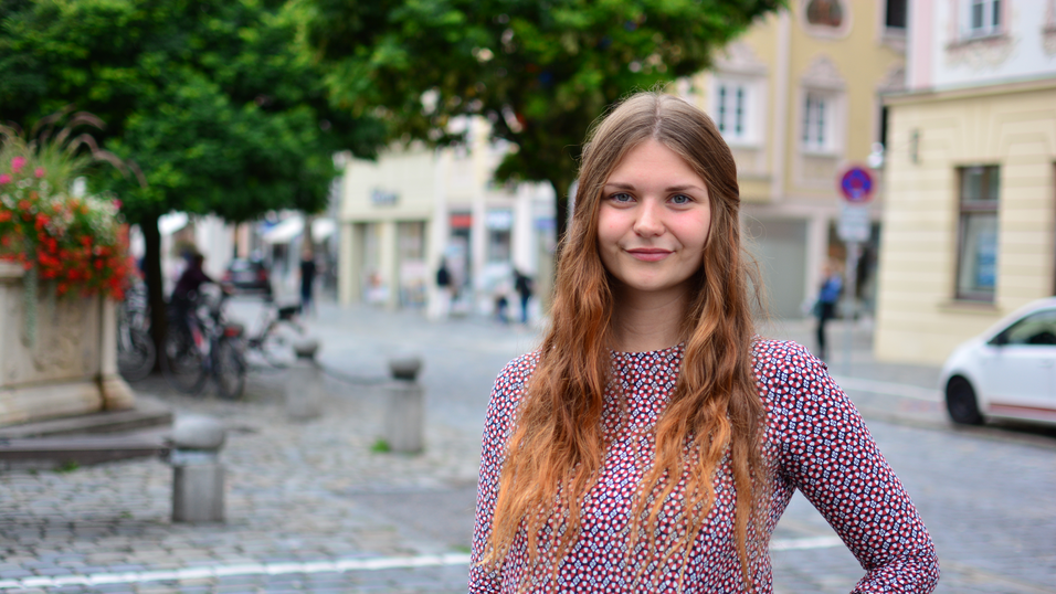 Anna-Lena ist über ihren Jahresrückblick überrascht.