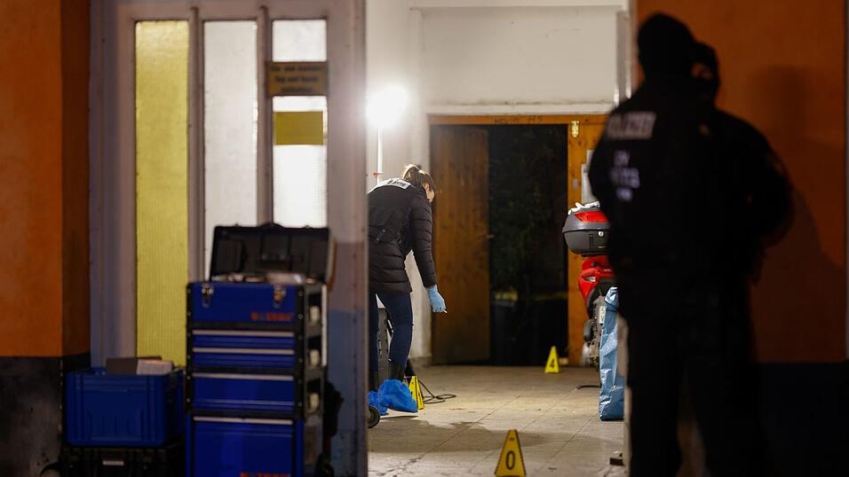 Die Polizei geht derzeit davon aus, dass die beiden M&auml;nner sich kannten.