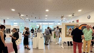 Die schöne Ausstellung fand viel Zuspruch und begeisterte Besucher.