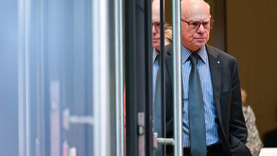 Lammert gibt den Stiftungs-Vorsitz nach acht Jahren ab.