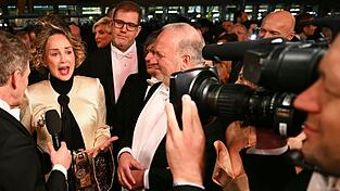 Bei Sharon Stone flossen am roten Teppich ein paar Tr&auml;nen.