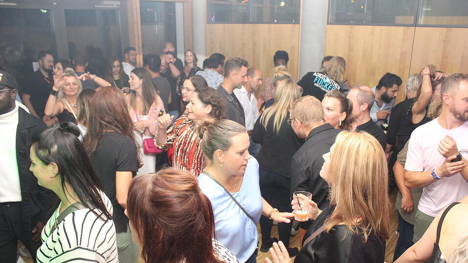 Beste Stimmung herrschte bei der Eskara-&Uuml;30-Party.