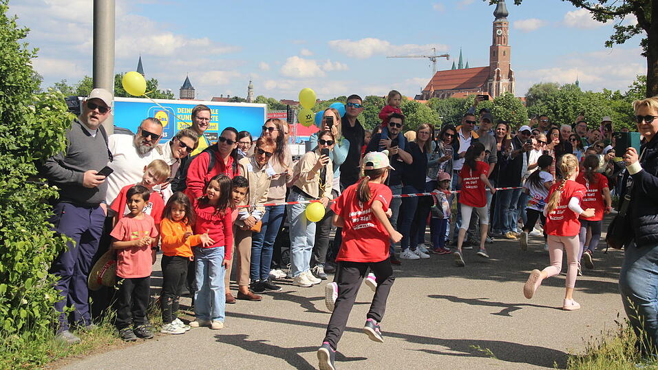 Mit großer Begeisterung waren die Kinder und Jugendlichen dabei.