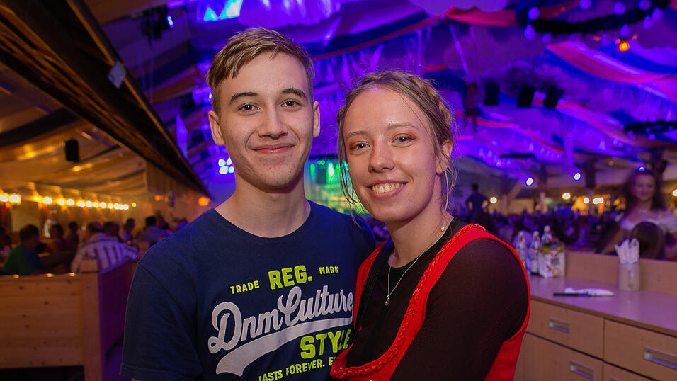Die Partybilder von Montag, 22. August 2022, aus dem Festzelt Reisinger. 