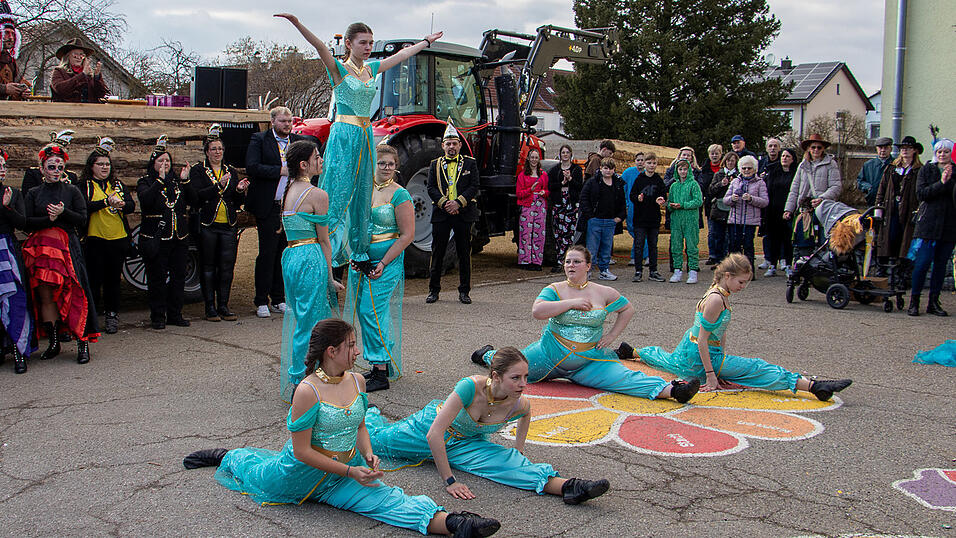 Am Samstag fand der Faschingsumzug in Otzing (Kreis Deggendorf) statt. Am Samstag fand der Faschingsumzug in Otzing (Kreis Deggendorf) statt.