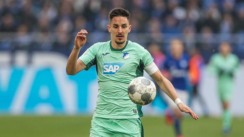Benjamin Hübner hat bislang 111 Bundesliga-Spiele für Ingolstadt und Hoffenheim absolviert. Benjamin Hübner hat bislang 111 Bundesliga-Spiele für Ingolstadt und Hoffenheim absolviert.