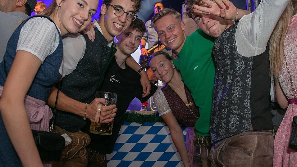 Die Partybilder vom Sonntag, 14. August 2022, aus dem Festzelt Reisinger.