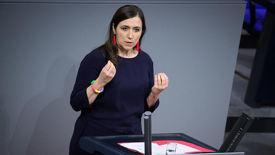 Die Gr&uuml;nen-Finanzpolitikerin Katharina Beck kritisiert den Stellenabbau. (Archivbild)