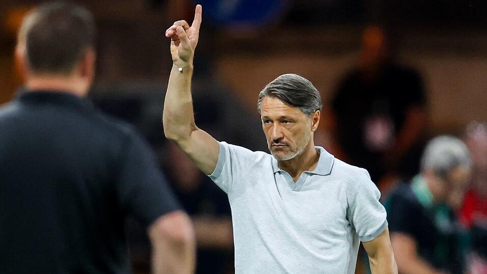 Niko Kovac hat seinen Vertrag beim BVB verlängert. (Archivbild)