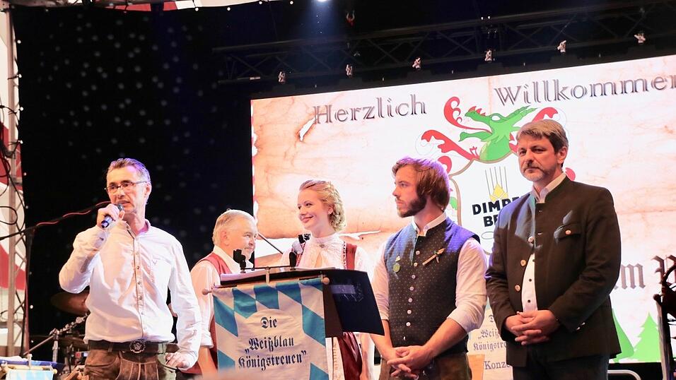 Die schönsten Augenblicke vom Auftakt des Drachenstichfestes am Samstagnachmittag in Furth im Wald. Die schönsten Augenblicke vom Auftakt des Drachenstichfestes am Samstagnachmittag in Furth im Wald.
