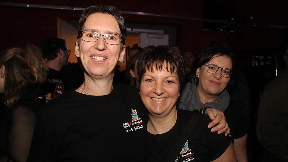 Die Band Headless begeisterte am Samstagabend die Besucher in der Alten Kaserne. Die Band Headless begeisterte am Samstagabend die Besucher in der Alten Kaserne.