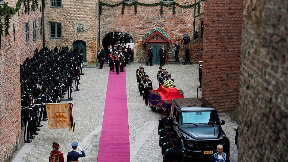 In der Schlosskirche der Festung Akershus befindet sich das k&ouml;nigliche Mausoleum, in dem Harald kurz darauf beigesetzt werden sollte.