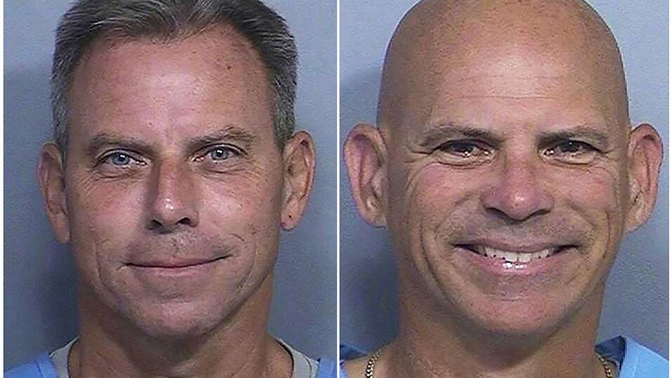 Für Erik Menendez (l.) und seinen Bruder Lyle Menendez gibt es erst einmal keine vorzeitige Haftentlassung. (Archivfoto) Für Erik Menendez (l.) und seinen Bruder Lyle Menendez gibt es erst einmal keine vorzeitige Haftentlassung. (Archivfoto)