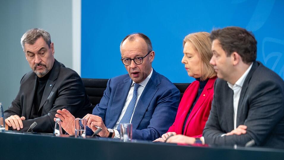 Der Koalitionsausschuss hat zur Reform des Gebäudeenergiegesetzes (GEG) ein Verfahren vereinbart. Der Koalitionsausschuss hat zur Reform des Gebäudeenergiegesetzes (GEG) ein Verfahren vereinbart.