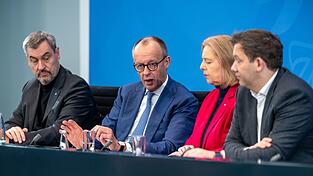 Der Koalitionsausschuss hat zur Reform des Gebäudeenergiegesetzes (GEG) ein Verfahren vereinbart. Der Koalitionsausschuss hat zur Reform des Gebäudeenergiegesetzes (GEG) ein Verfahren vereinbart.