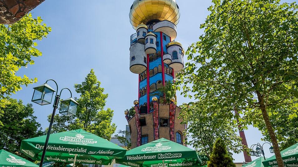 F&uuml;r den von Friedensreich Hundertwasser gestalteten Turm ist Abensberg &uuml;berregional bekannt.