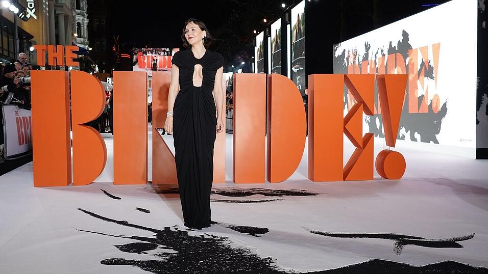 Schauspielerin Maggie Gyllenhaal bei der Weltpremiere von The Bride im Cineworld Leicester Square. (Archivbild) Schauspielerin Maggie Gyllenhaal bei der Weltpremiere von The Bride im Cineworld Leicester Square. (Archivbild)