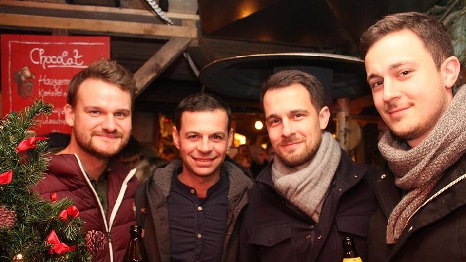 In Landshut lockten am Wochenende der Kunsthandwerkermarkt und die H&uuml;ttengaudi zahlreiche Besucher an.