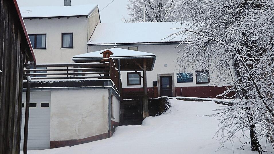 Am Bl&auml;tterberg steht das Haus, in dem derzeit noch Fundkatzen aus dem weiteren Umland ein tempor&auml;res zuhause finden.