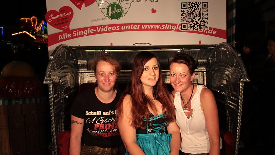 Schnappsch&uuml;sse von der Single-Couch(Foto: Paul Przybilla)