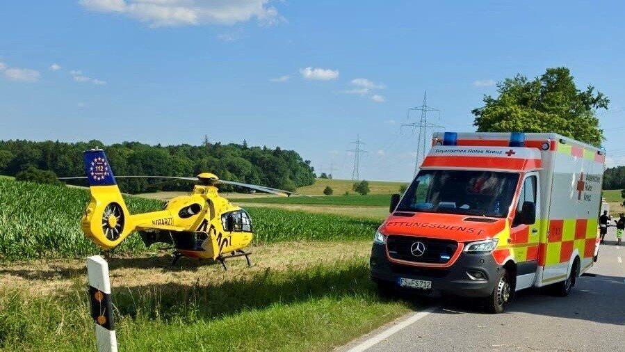 Der schwer verletzte Fahrer des BMW wurde mit dem Rettungshubschrauber ins Klinikum Ingolstadt gebracht.