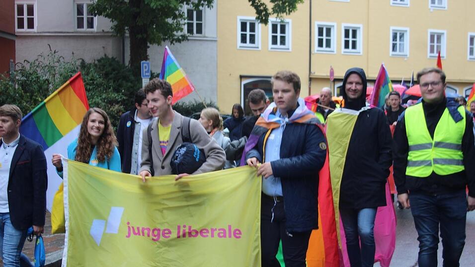 In Landshut fand am Samstag der Christopher Street Day statt.