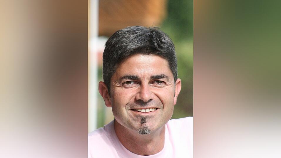 Ralph Kappelmeier bringt das Gewaltpr&auml;ventions-Projekt &bdquo;pack ma&rsquo;s&ldquo; von Unterschlei&szlig;heim bei M&uuml;nchen an die Schulen.