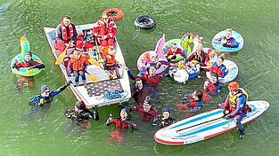 Die Teilnehmer am Schwimmen hatten ihren Spa&szlig;.