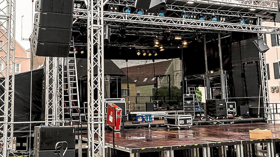 Beim Sommerfestival war die Firma Orange für die Bühnentechnik samt Beleuchtung und Beschallung zuständig.