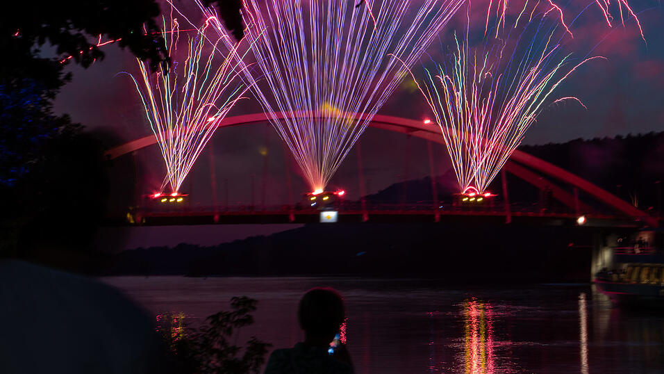 'Donau in Flammen' fand heuer zum 20. Mal in Vilshofen statt.