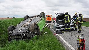 Verkehrsunfall bei Langenamming mit zwei Verletzten. Verkehrsunfall bei Langenamming mit zwei Verletzten.