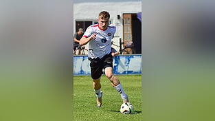 Die SpVgg Plattling mit Elias Zeitler hatte nicht viel Freude im Heimspiel gegen den FC Ergolding, der mit 3:1 gewann.