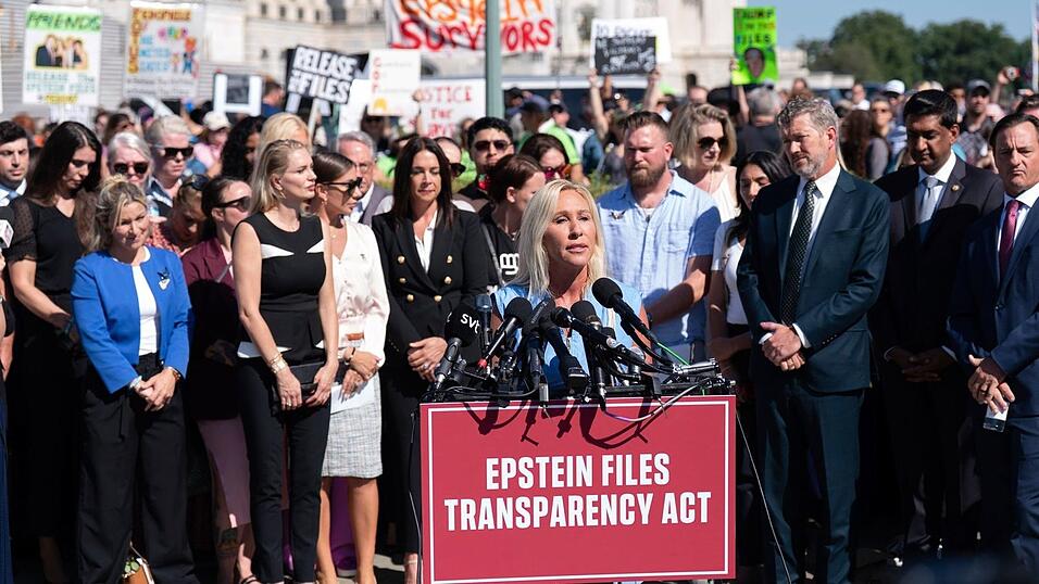 Greene wirft Trump eine «schwere Fehleinschätzung» in der Epstein-Affäre vor. Greene wirft Trump eine «schwere Fehleinschätzung» in der Epstein-Affäre vor.