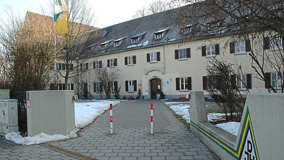 Ein Teil der alten Jugendherberge wird solange in Betrieb sein, bis die neue bezugsfertig ist.