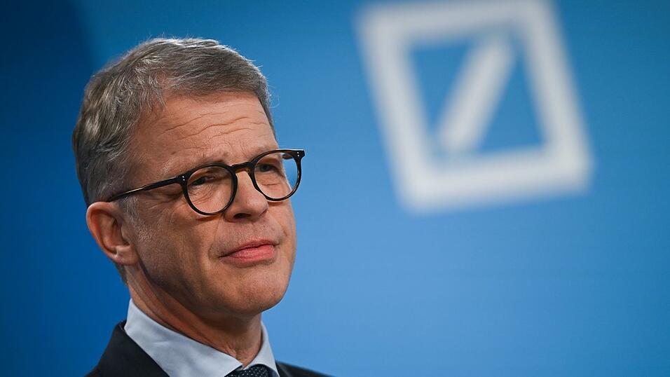 Deutsche-Bank-Chef Sewing sieht das &Uuml;bernahmeringen um die Commerzbank gelassen (Archivbild)