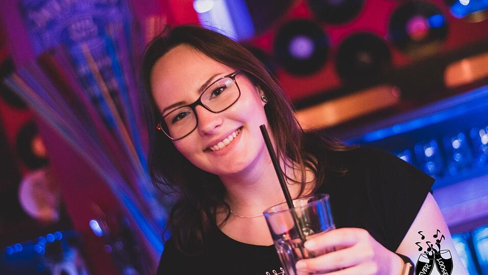 Im 'The Sin' und im 'Never Loose' wurde an diesem Wochenende wieder ordentlich Party gemacht. Im 'The Sin' und im 'Never Loose' wurde an diesem Wochenende wieder ordentlich Party gemacht.