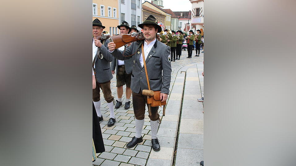 Das sind die sch&ouml;nsten Bilder vom Jubil&auml;umsfestzug.