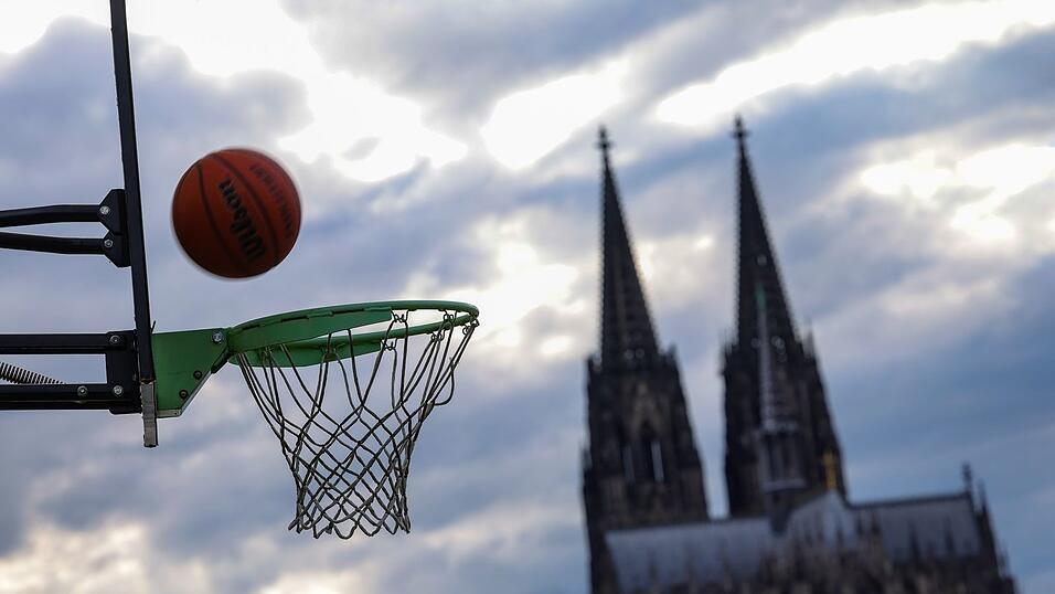 Mehr als 40 Prozent der Stimmberechtigten nahmen am B&uuml;rgerentscheid in K&ouml;ln teil.