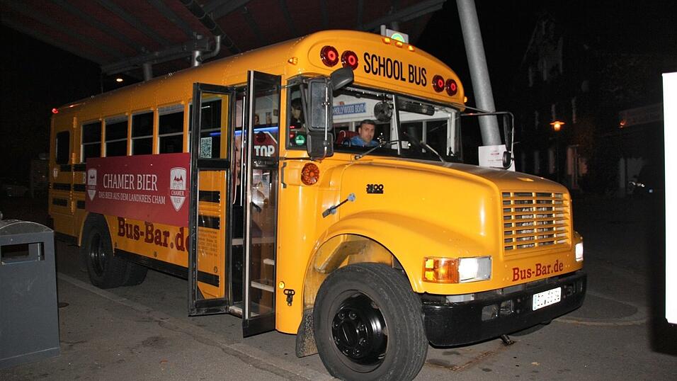 Musik überall: Bei der CHAMpions-Night war einiges geboten in der Chamer Innenstadt. Musik überall: Bei der CHAMpions-Night war einiges geboten in der Chamer Innenstadt.