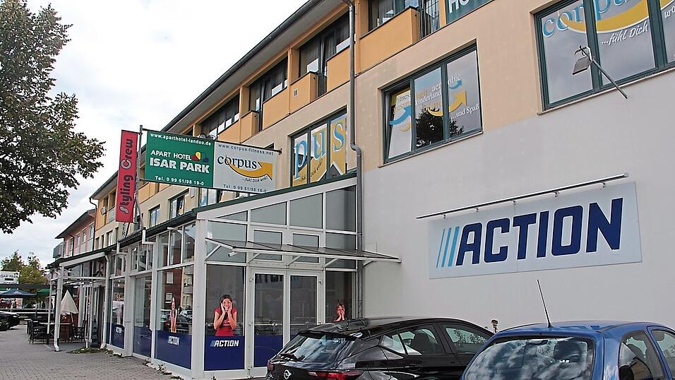 Der Alltagsartikel-Discounter hat auch in der Straubinger Stra&szlig;e in Landau eine Filiale. Die Ware kommt in Zukunft wohl zum gro&szlig;en Teil aus dem neuen Logistikzentrum in Wallersdorf.